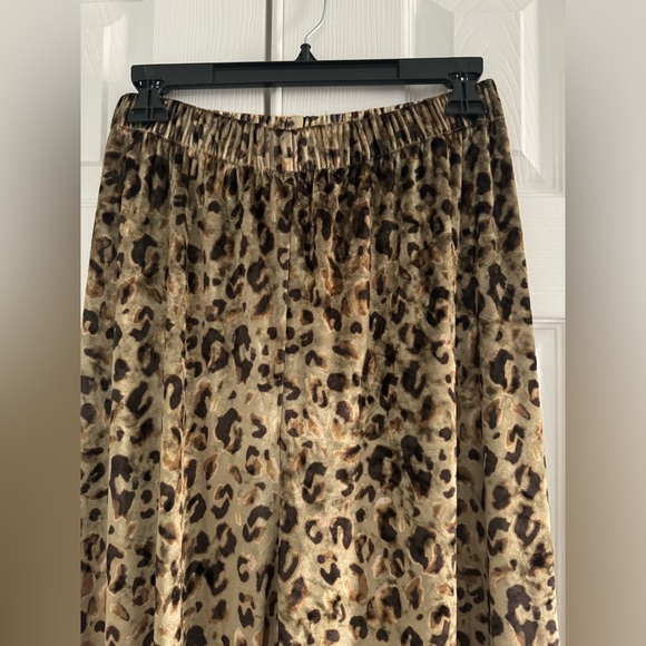 Anthropologie, high waisted, velvet, flowy pants - Picture 2 of 2